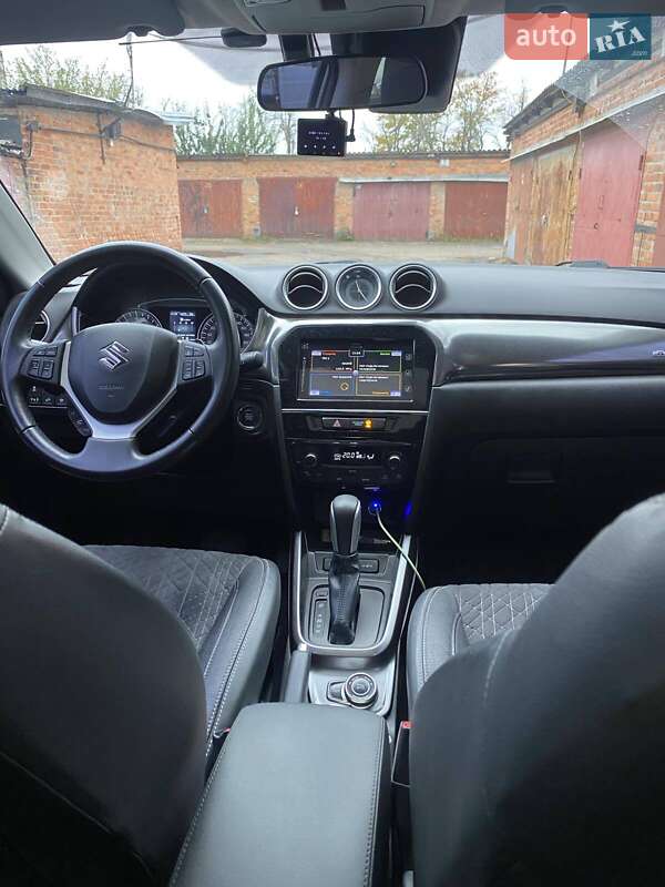 Позашляховик / Кросовер Suzuki Vitara 2019 в Харкові