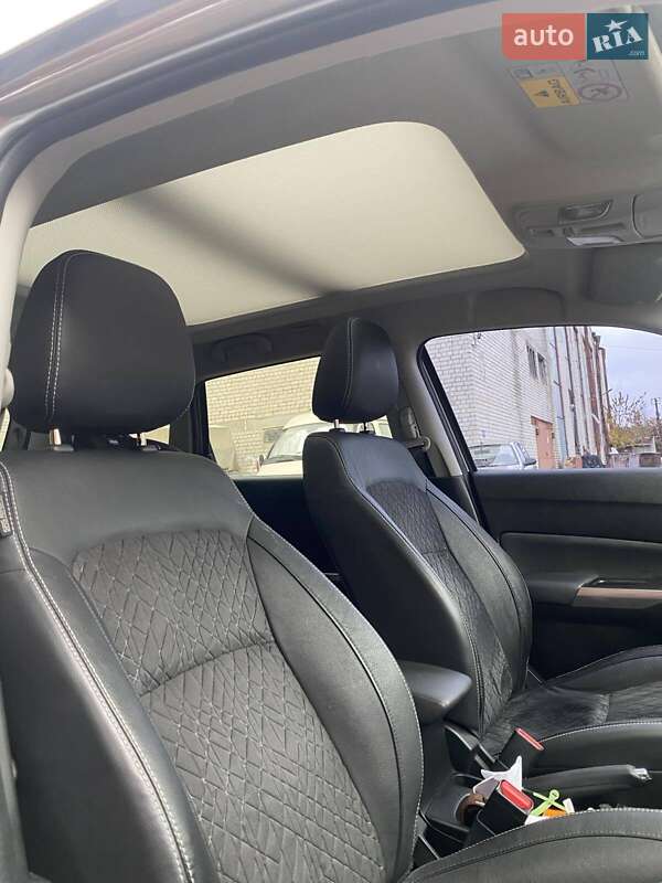 Позашляховик / Кросовер Suzuki Vitara 2019 в Харкові