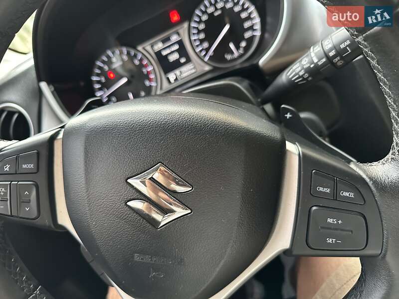 Позашляховик / Кросовер Suzuki Vitara 2017 в Вінниці