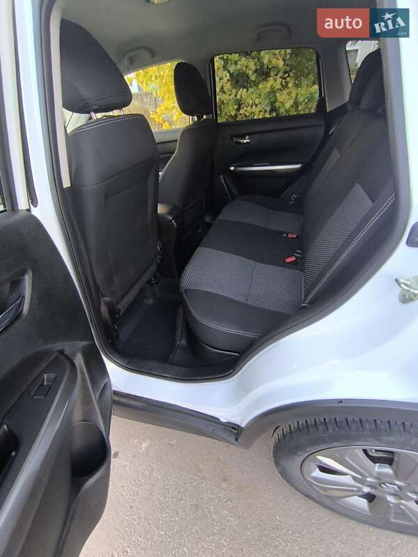 Внедорожник / Кроссовер Suzuki Vitara 2019 в Черкассах