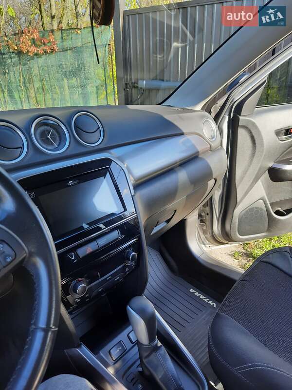 Внедорожник / Кроссовер Suzuki Vitara 2021 в Днепре