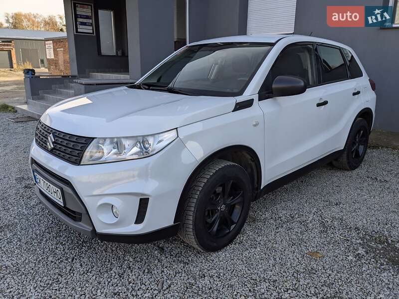 Позашляховик / Кросовер Suzuki Vitara 2018 в Рівному фото Позашляховик / Кросовер Suzuki Vitara 2018 в Рівному