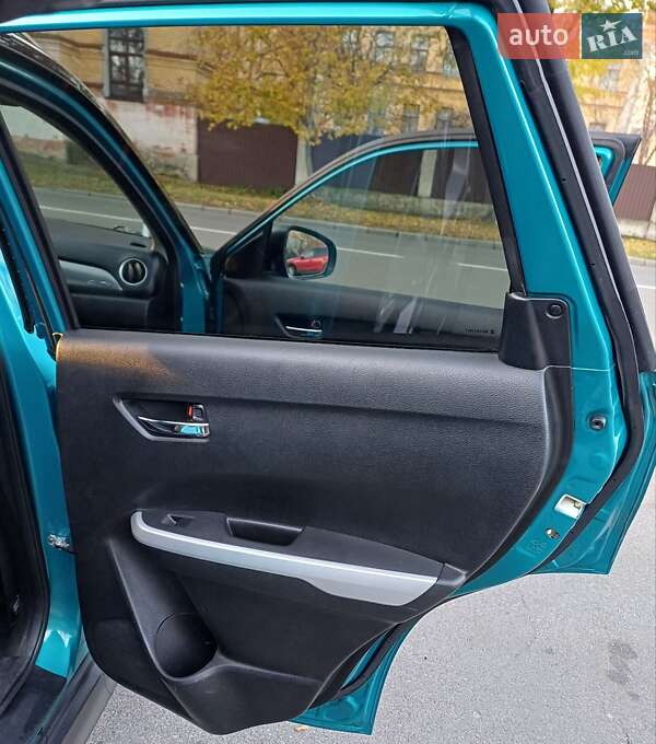 Внедорожник / Кроссовер Suzuki Vitara 2016 в Чернигове фото 30 Внедорожник / Кроссовер Suzuki Vitara 2016 в Чернигове