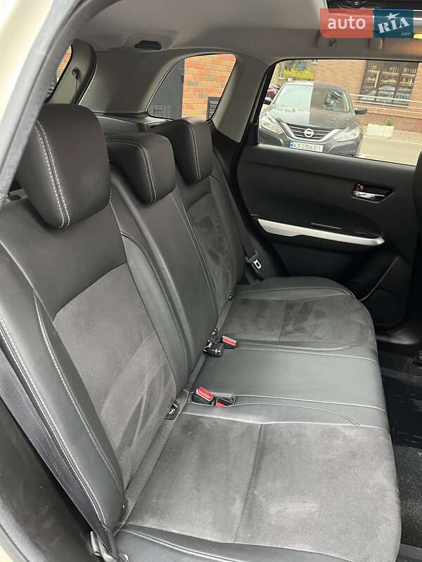 Внедорожник / Кроссовер Suzuki Vitara 2016 в Киеве фото 19 Внедорожник / Кроссовер Suzuki Vitara 2016 в Киеве