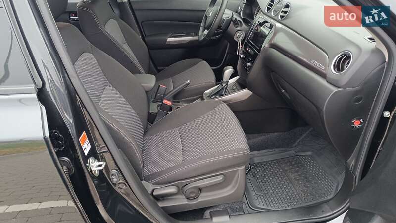 Позашляховик / Кросовер Suzuki Vitara 2020 в Києві