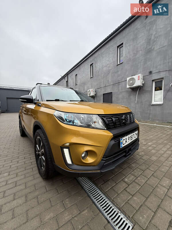 Внедорожник / Кроссовер Suzuki Vitara 2019 в Киеве