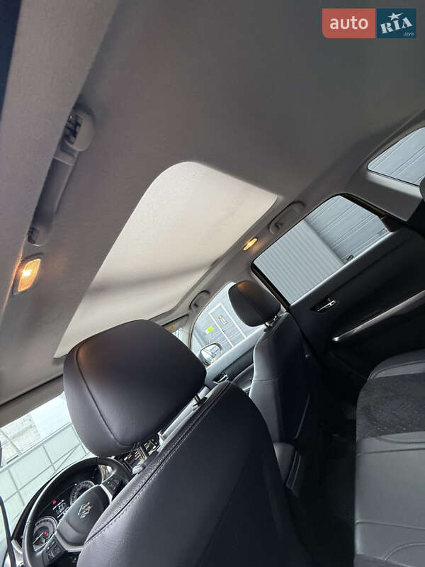 Внедорожник / Кроссовер Suzuki Vitara 2019 в Киеве