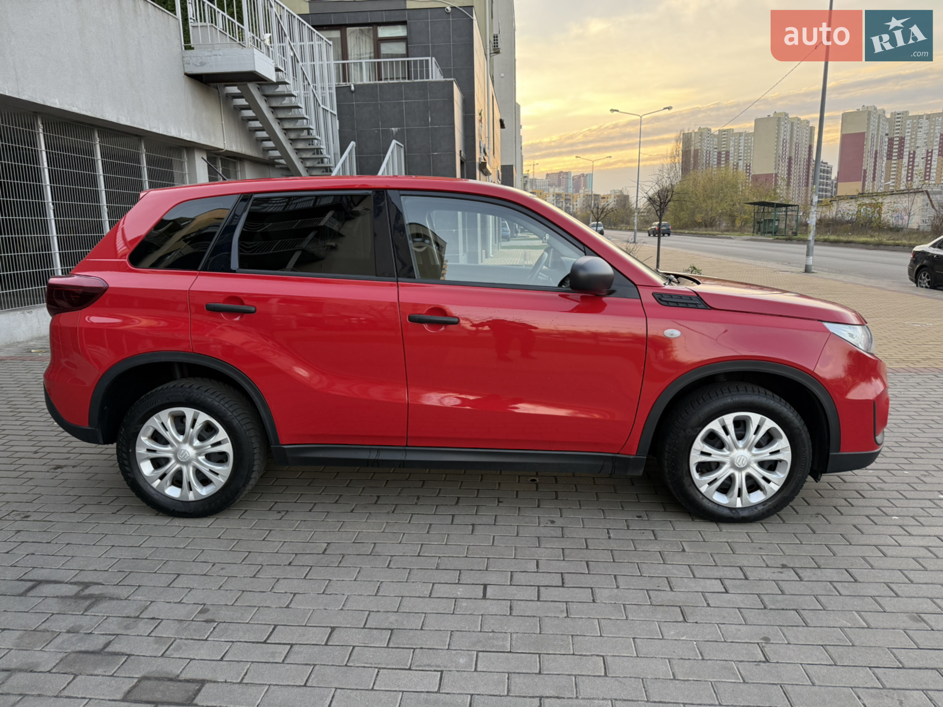2021 Suzuki Vitara - мініатюра 5