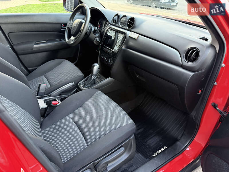 Внедорожник / Кроссовер Suzuki Vitara 2021 в Киеве