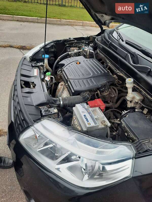 Внедорожник / Кроссовер Suzuki Vitara 2018 в Полтаве