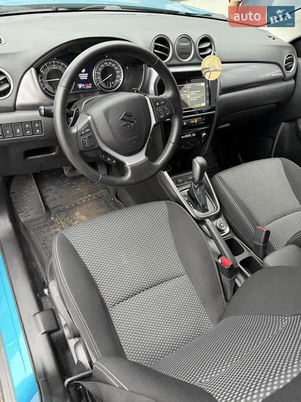 Внедорожник / Кроссовер Suzuki Vitara 2019 в Киеве