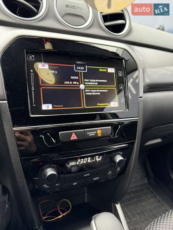 Внедорожник / Кроссовер Suzuki Vitara 2019 в Киеве