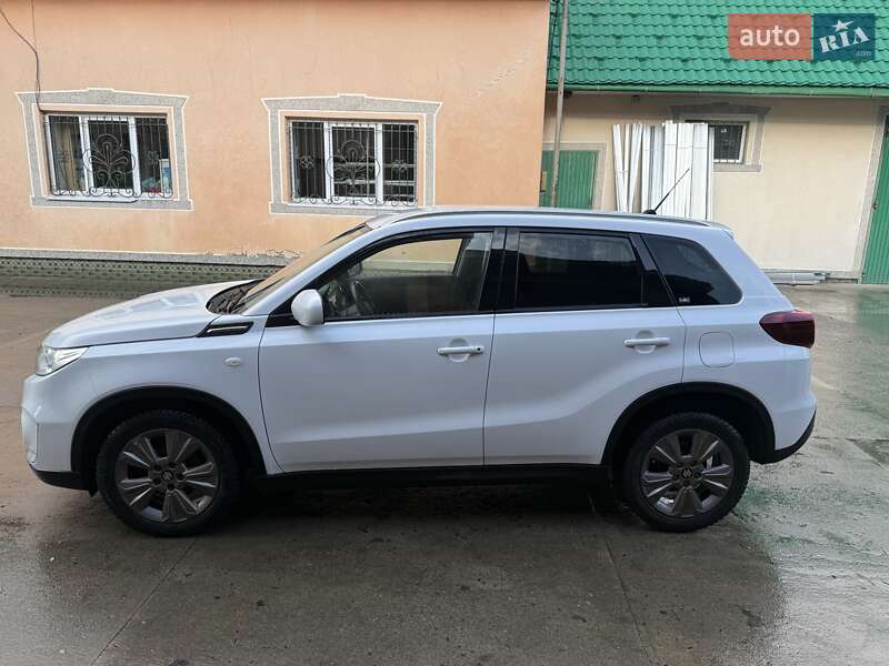 Внедорожник / Кроссовер Suzuki Vitara 2020 в Тячеве