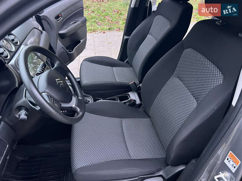 Внедорожник / Кроссовер Suzuki Vitara 2021 в Киеве