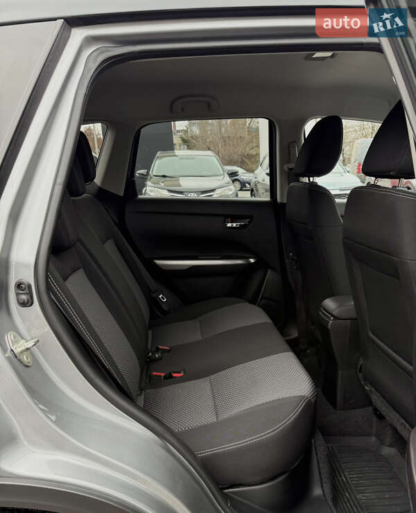 Внедорожник / Кроссовер Suzuki Vitara 2021 в Днепре