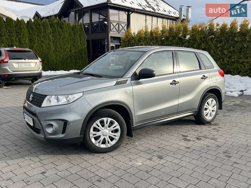 Внедорожник / Кроссовер Suzuki Vitara 2017 в Львове