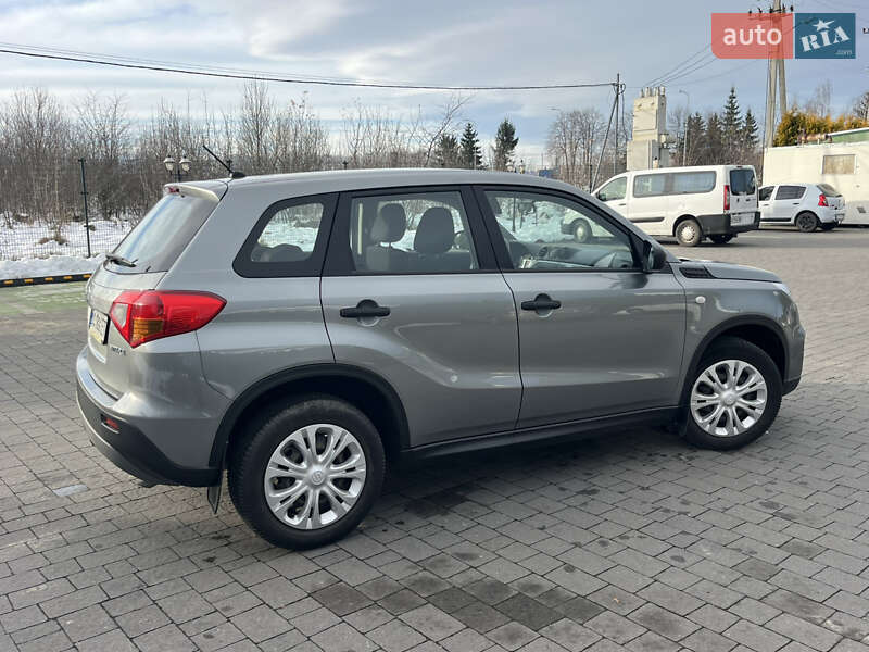 Внедорожник / Кроссовер Suzuki Vitara 2017 в Львове