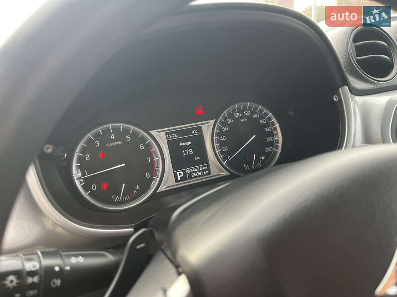 Внедорожник / Кроссовер Suzuki Vitara 2017 в Львове