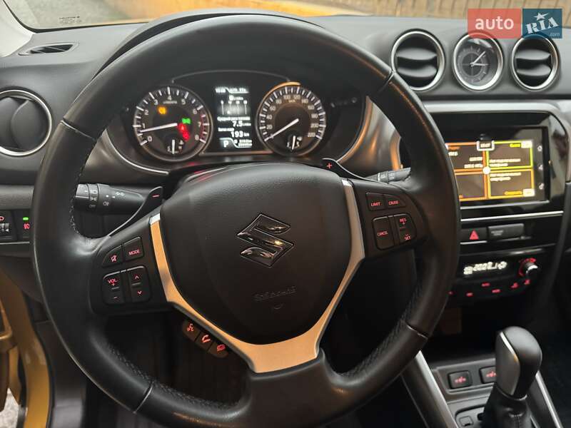 Внедорожник / Кроссовер Suzuki Vitara 2020 в Киеве