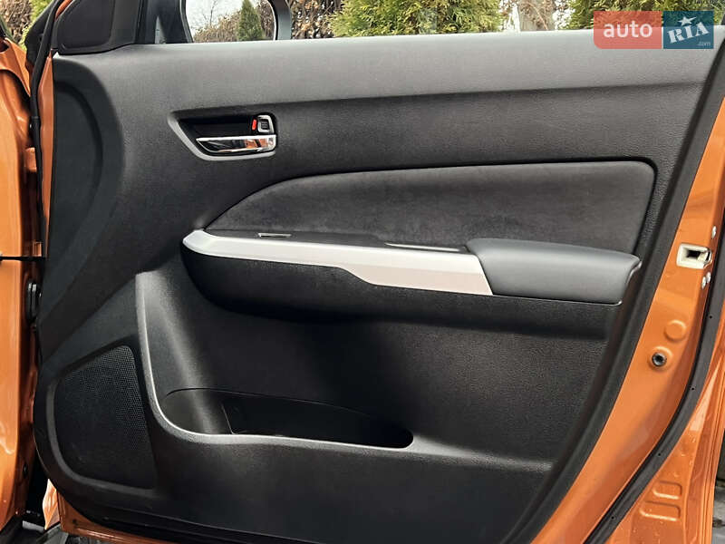 Позашляховик / Кросовер Suzuki Vitara 2017 в Києві фото 27 Позашляховик / Кросовер Suzuki Vitara 2017 в Києві