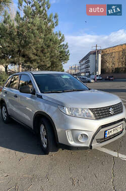 Внедорожник / Кроссовер Suzuki Vitara 2015 в Одессе