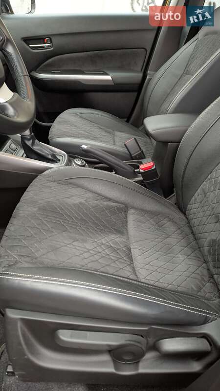 Позашляховик / Кросовер Suzuki Vitara 2020 в Львові