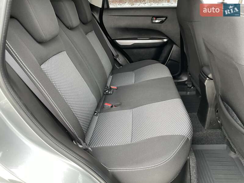 Внедорожник / Кроссовер Suzuki Vitara 2022 в Бердичеве фото 31 Внедорожник / Кроссовер Suzuki Vitara 2022 в Бердичеве