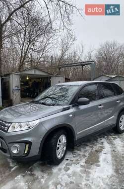 Внедорожник / Кроссовер Suzuki Vitara 2016 в Запорожье