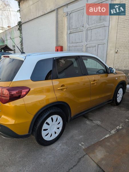 Внедорожник / Кроссовер Suzuki Vitara 2019 в Киеве