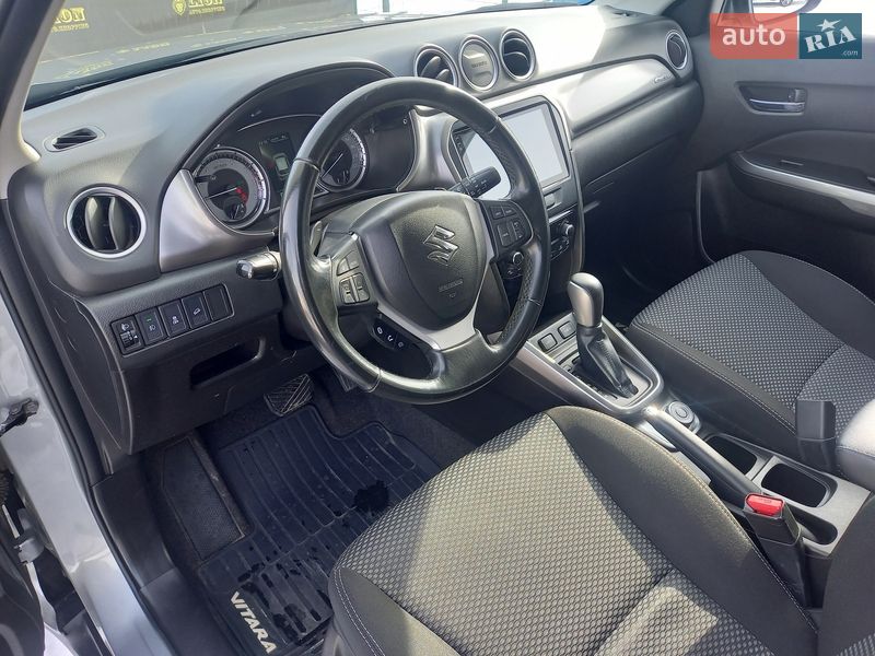 Внедорожник / Кроссовер Suzuki Vitara 2022 в Киеве