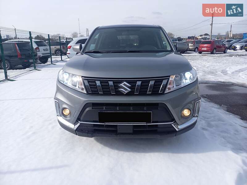 Внедорожник / Кроссовер Suzuki Vitara 2022 в Киеве