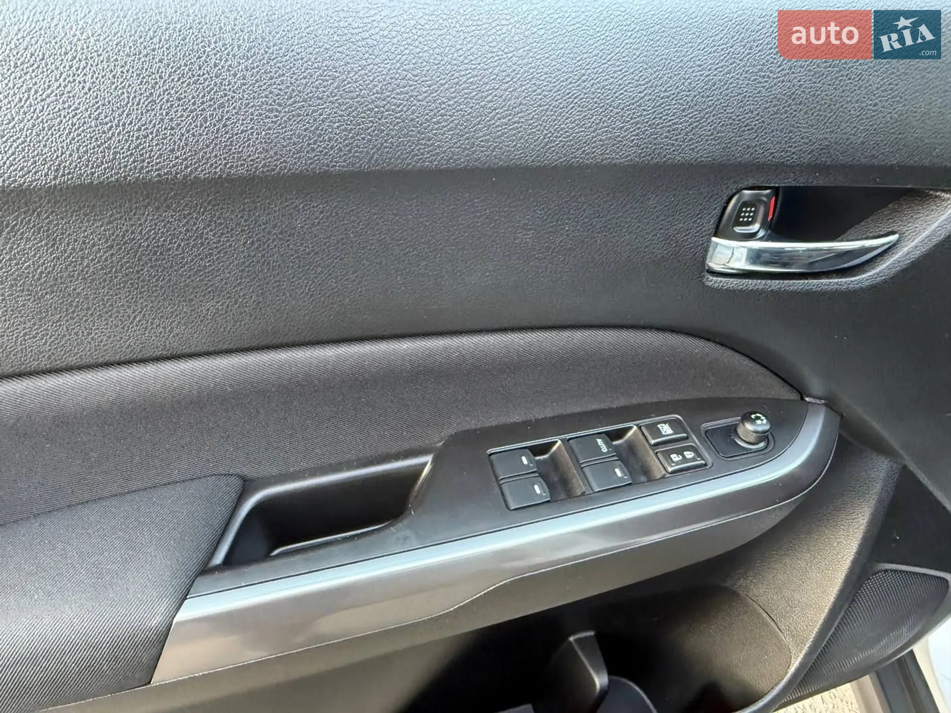 2019 Suzuki Vitara - мініатюра 19