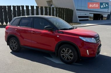 Внедорожник / Кроссовер Suzuki Vitara 2017 в Днепре