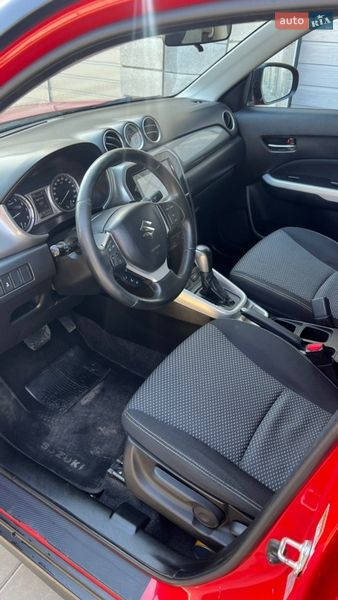 Внедорожник / Кроссовер Suzuki Vitara 2017 в Черноморске