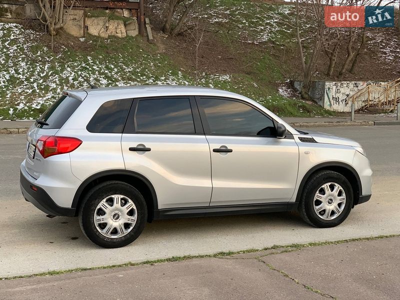 Внедорожник / Кроссовер Suzuki Vitara 2015 в Одессе
