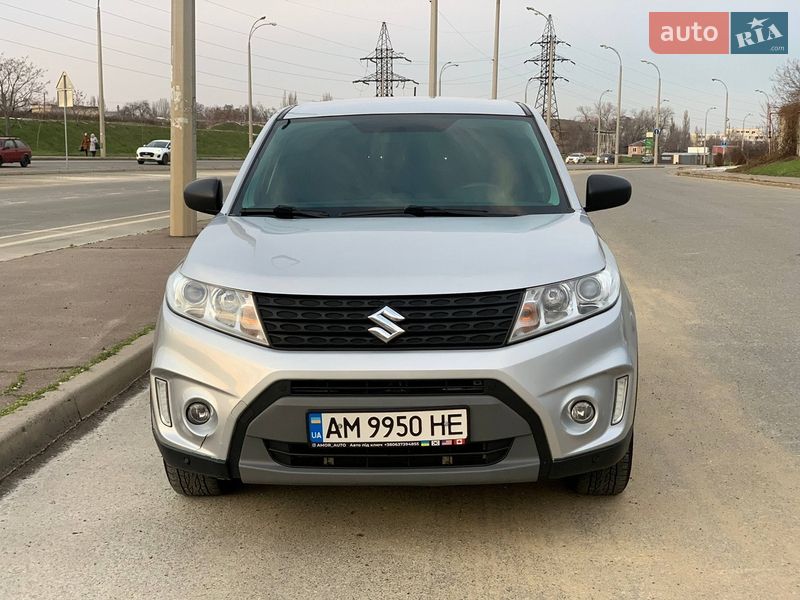Внедорожник / Кроссовер Suzuki Vitara 2015 в Одессе