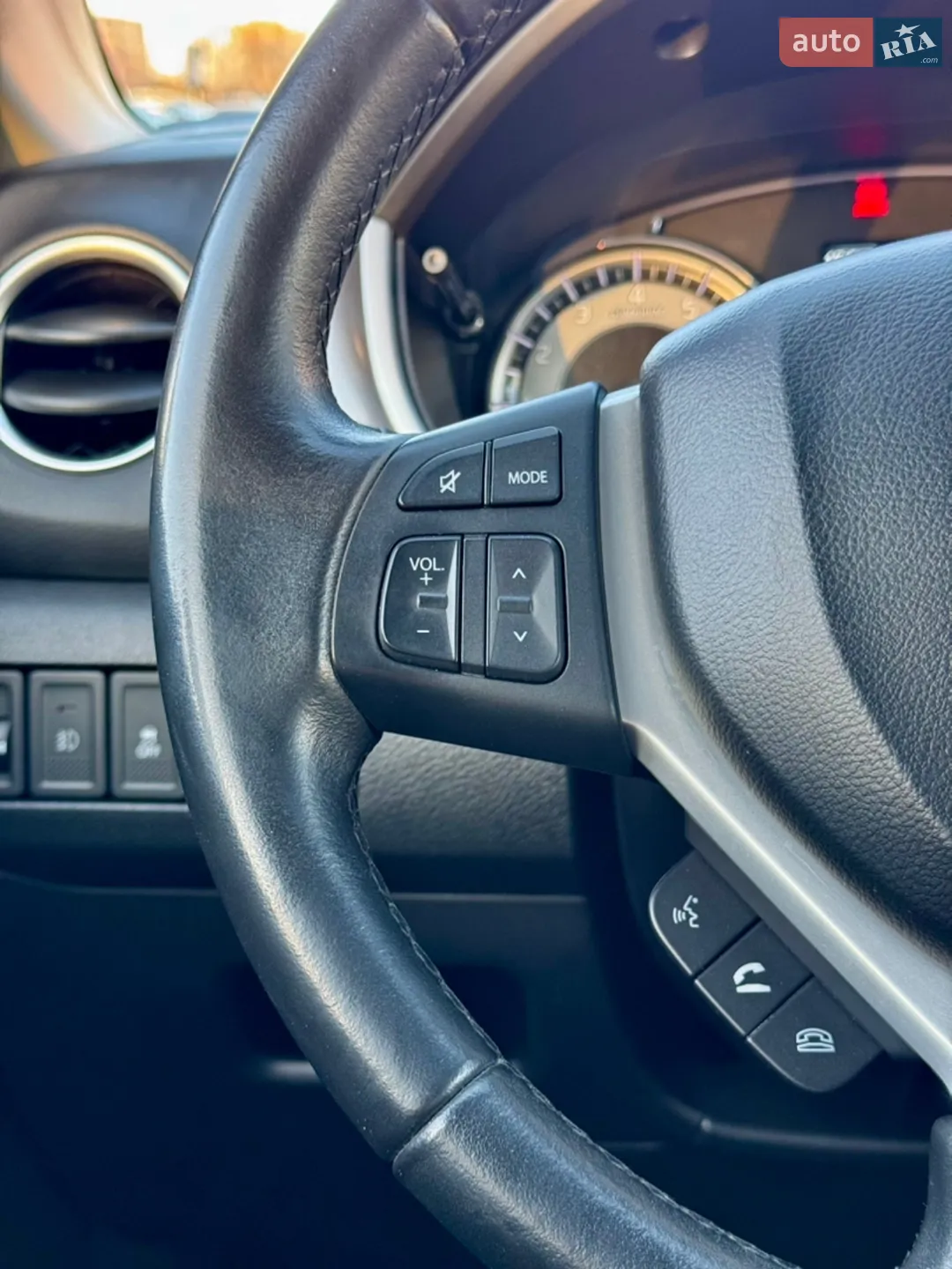2019 Suzuki Vitara - мініатюра 24