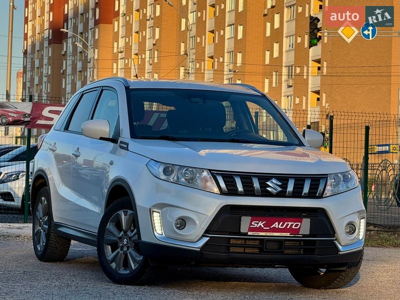 Позашляховик / Кросовер Suzuki Vitara 2019 в Києві
