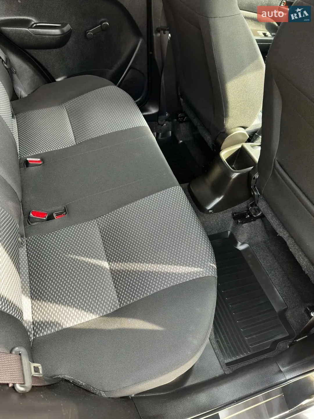2019 Suzuki Vitara - мініатюра 12