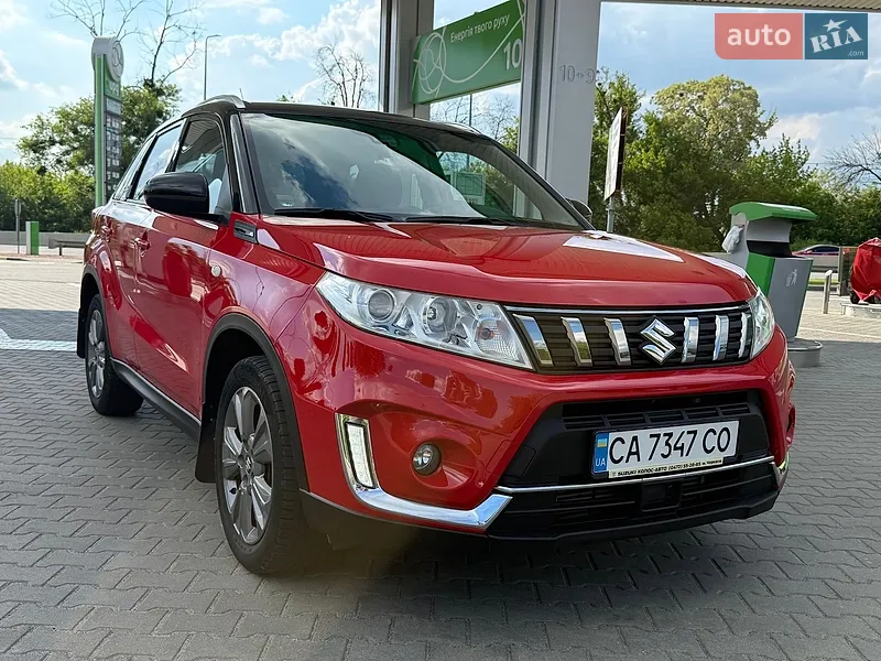 Suzuki Vitara 2019 VIN TSMLYE01S00714388 фото оголошення 12 з 71