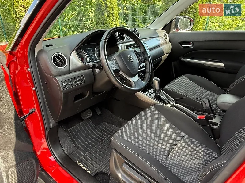 Suzuki Vitara 2019 VIN TSMLYE01S00714388 фото оголошення 25 з 71