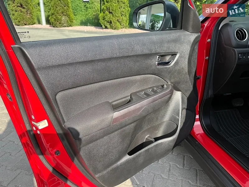 Suzuki Vitara 2019 VIN TSMLYE01S00714388 фото оголошення 31 з 71