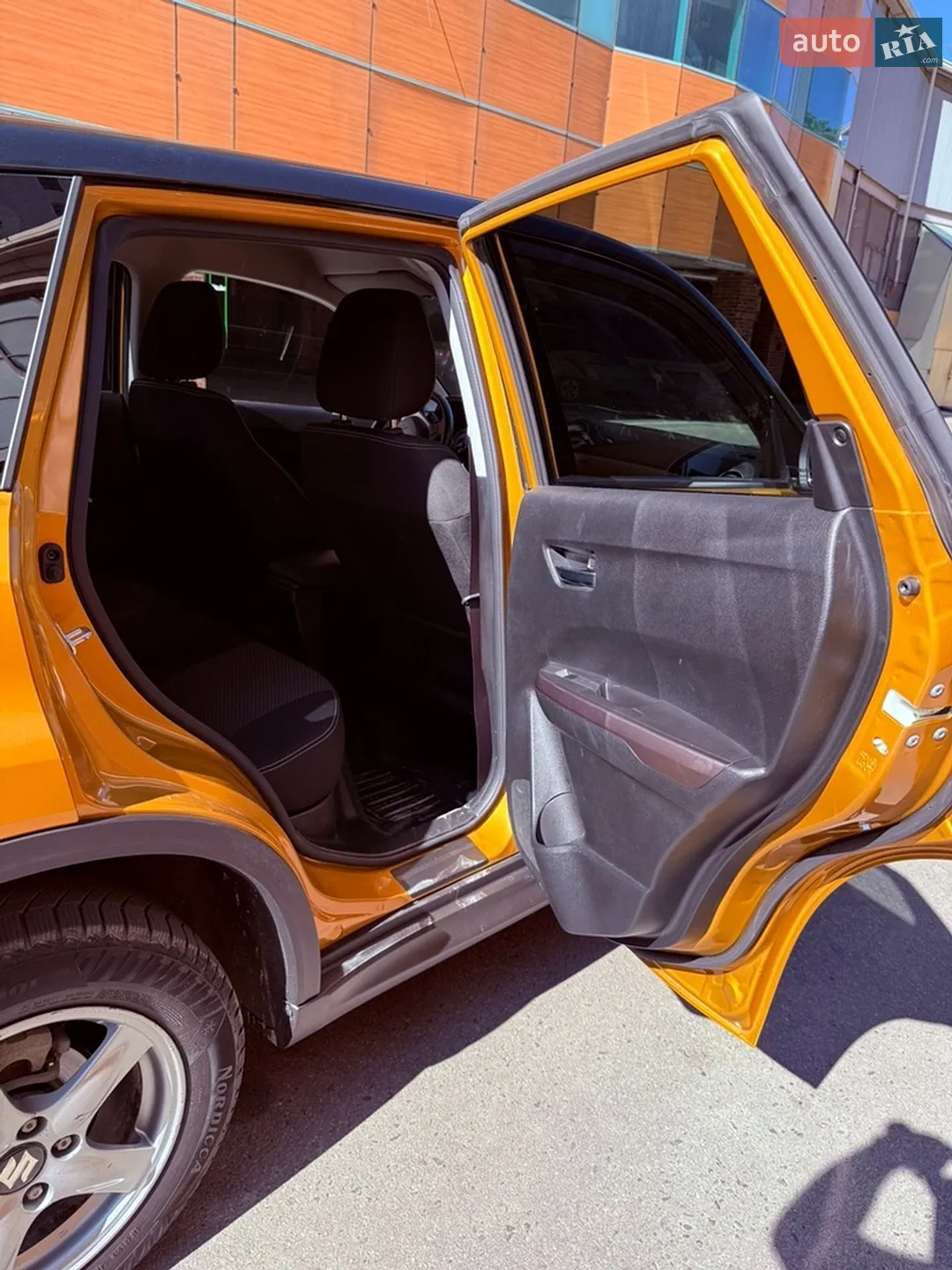 2022 Suzuki Vitara - мініатюра 21