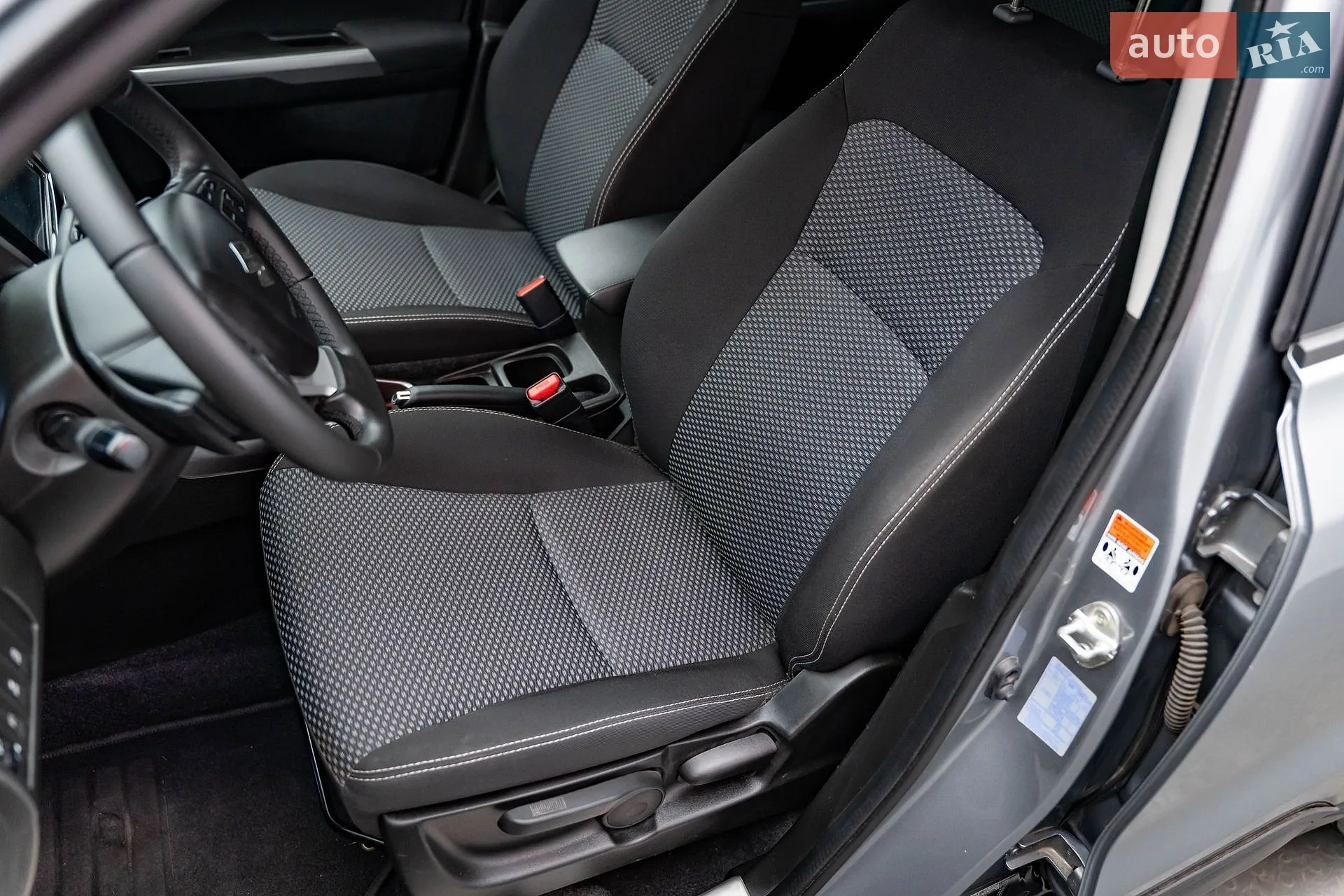 2019 Suzuki Vitara - мініатюра 10