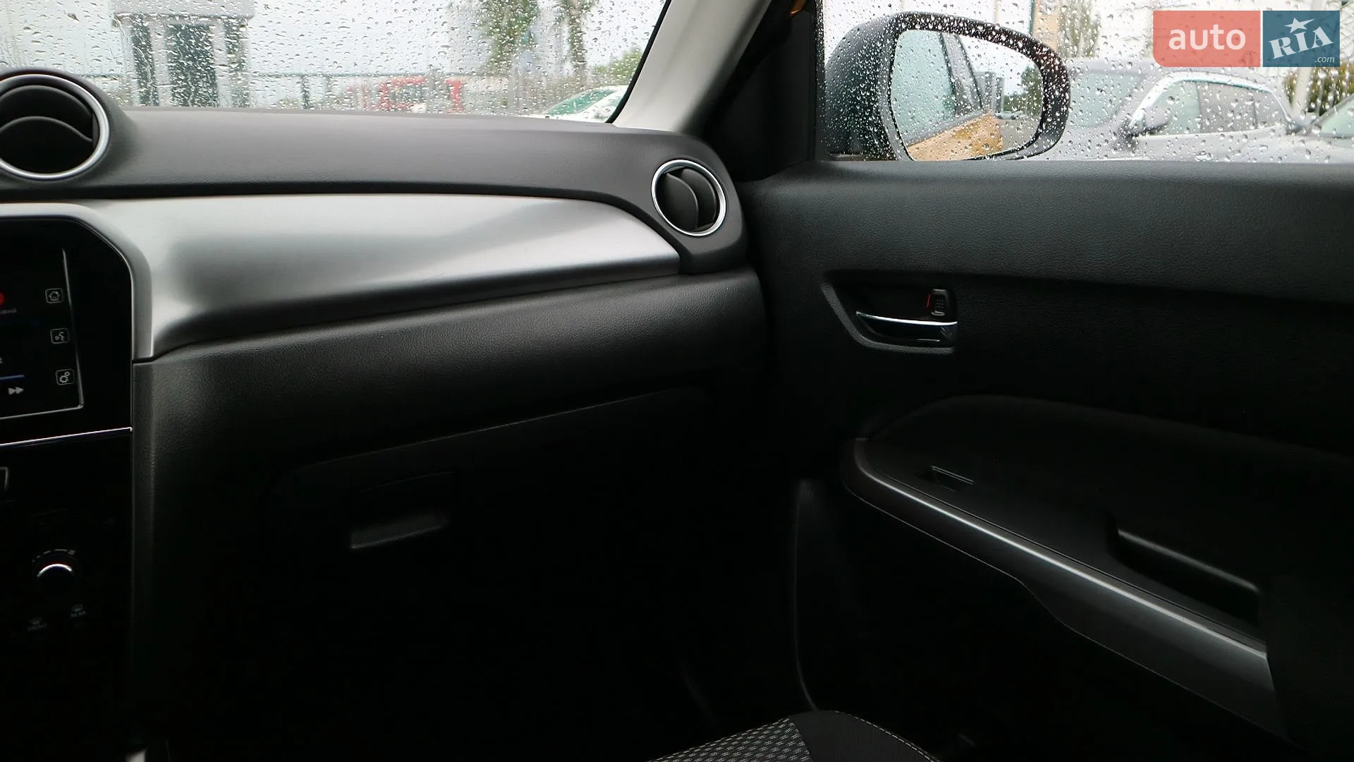 2019 Suzuki Vitara - мініатюра 18