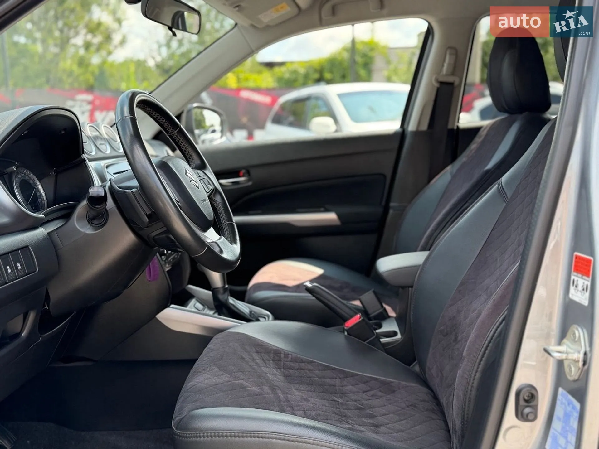 2020 Suzuki Vitara - мініатюра 15