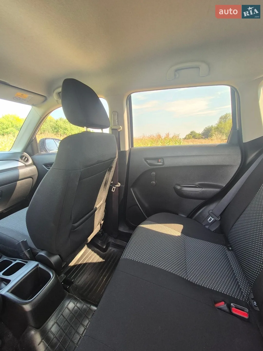 2019 Suzuki Vitara - мініатюра 7