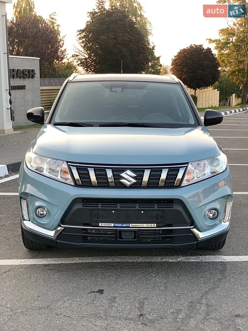 2019 Suzuki Vitara - фото 1