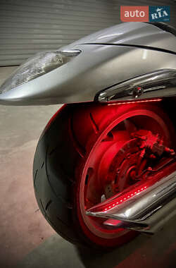 Мотоцикл Круізер Suzuki VZR 1800 2011 в 