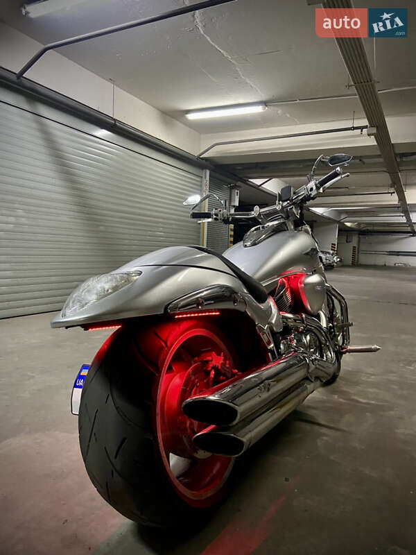 Мотоцикл Круизер Suzuki VZR 1800 2011 в Киеве